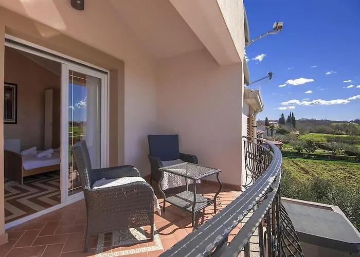 Διαμέρισμα Evan By Briskva *